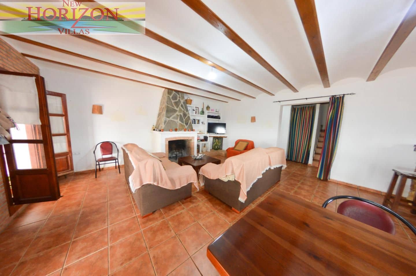 4 slaapkamer Villa te huur in Taberno met zwembad - € 1.300 (Ref: 9985561)