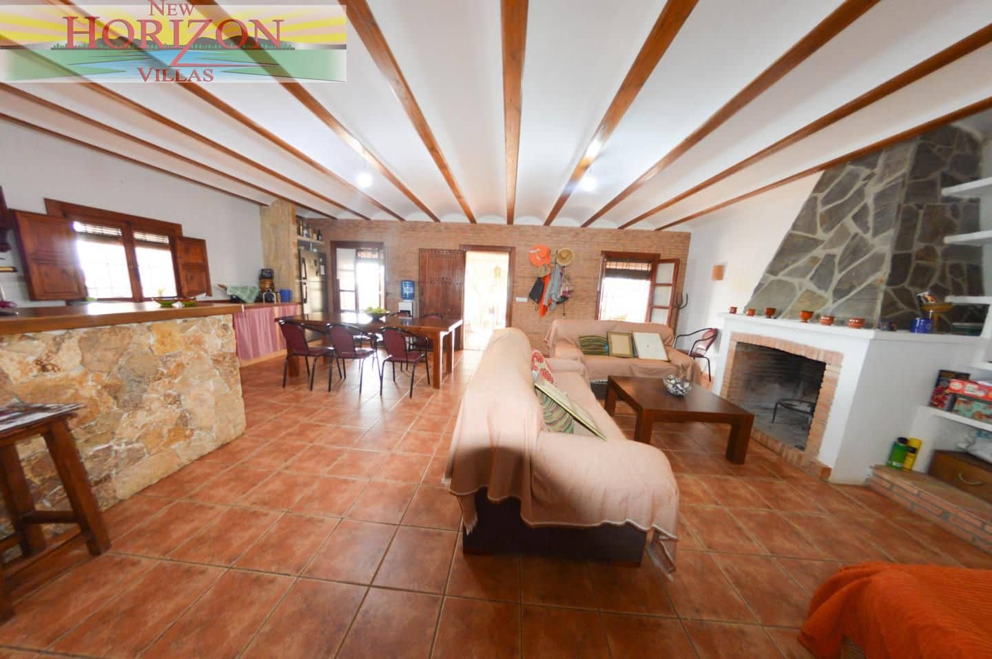 4 slaapkamer Villa te huur in Taberno met zwembad - € 1.300 (Ref: 9985561)