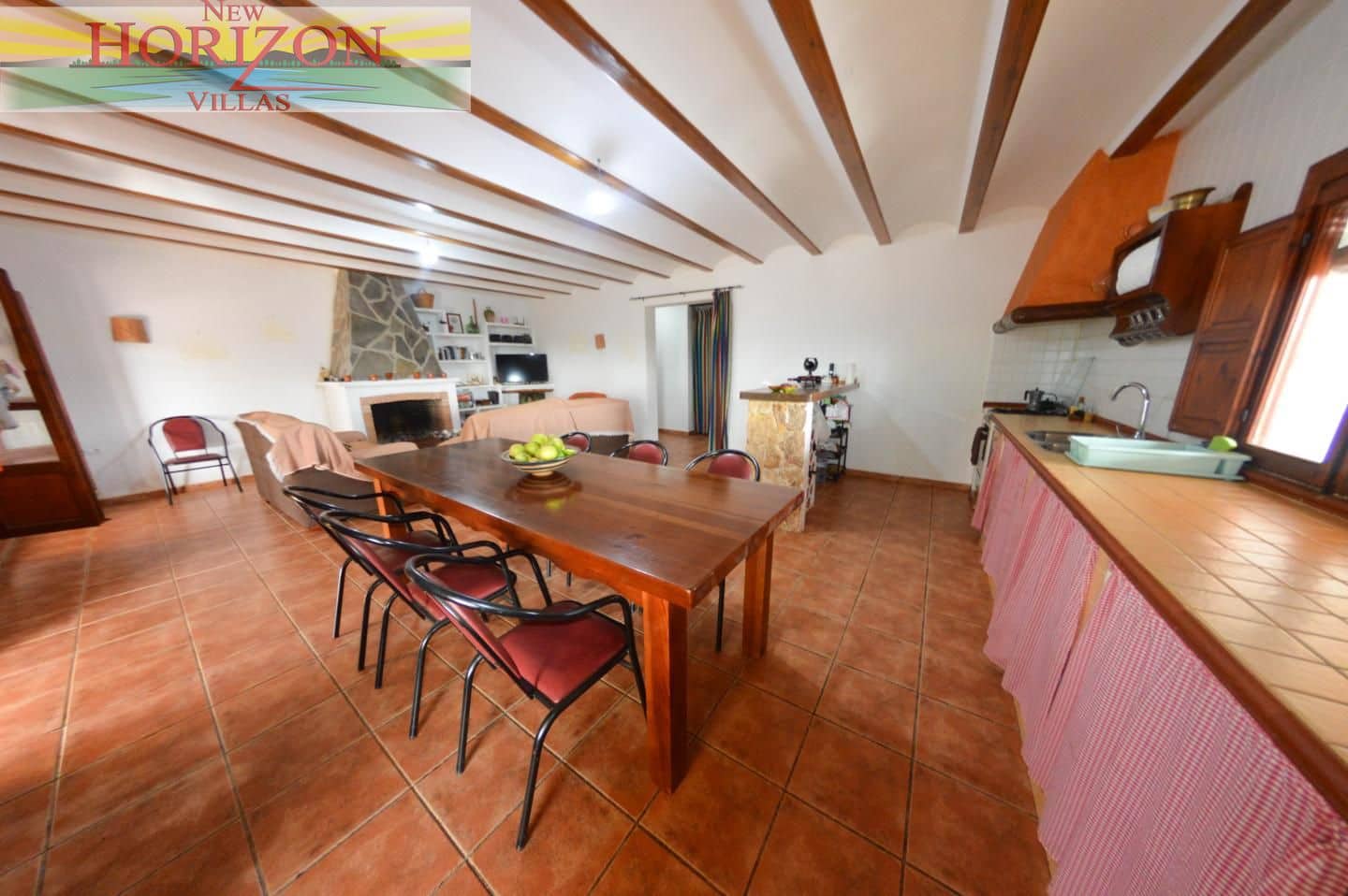 4 slaapkamer Villa te huur in Taberno met zwembad - € 1.300 (Ref: 9985561)