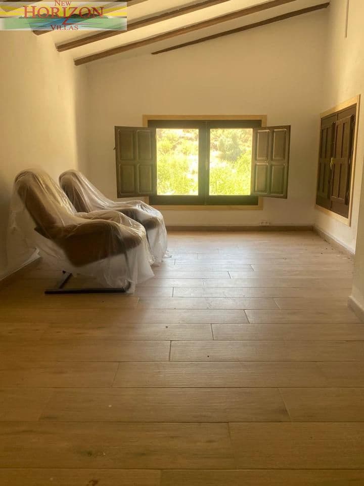 Chalet de 3 habitaciones en Lubrín en alquiler con piscina garaje - 550 € (Ref: 9997662)