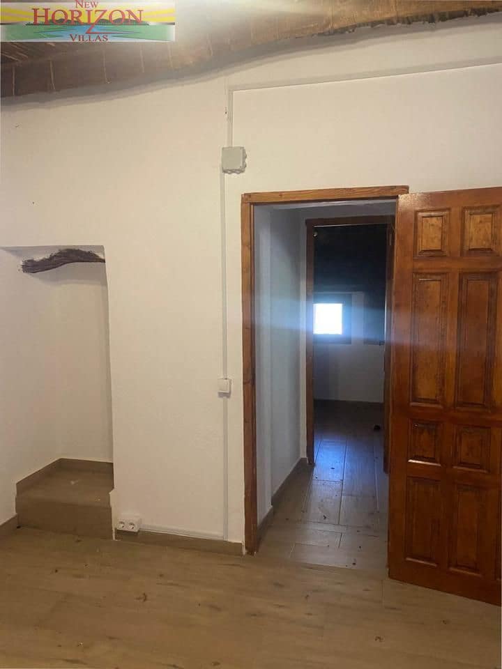 Chalet de 3 habitaciones en Lubrín en alquiler con piscina garaje - 550 € (Ref: 9997662)