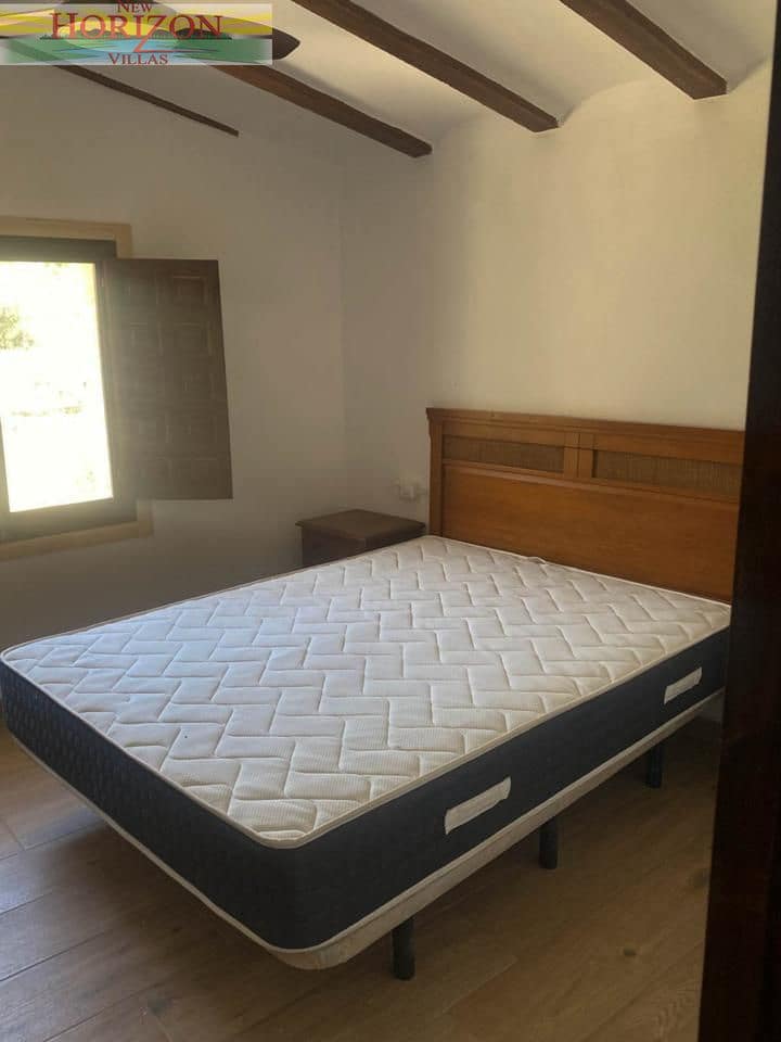 Villa/Maison de 3 chambres à louer à Lubrin avec piscine garage - 550 € (Ref: 9997663)