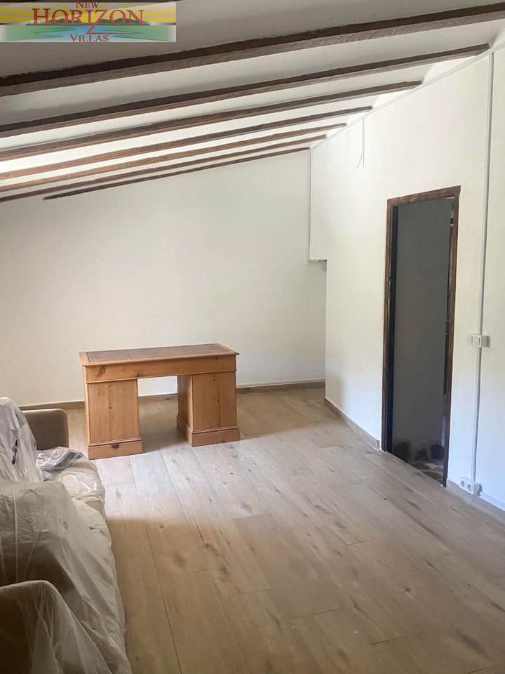 Villa/Maison de 3 chambres à louer à Lubrin avec piscine garage - 550 € (Ref: 9997663)