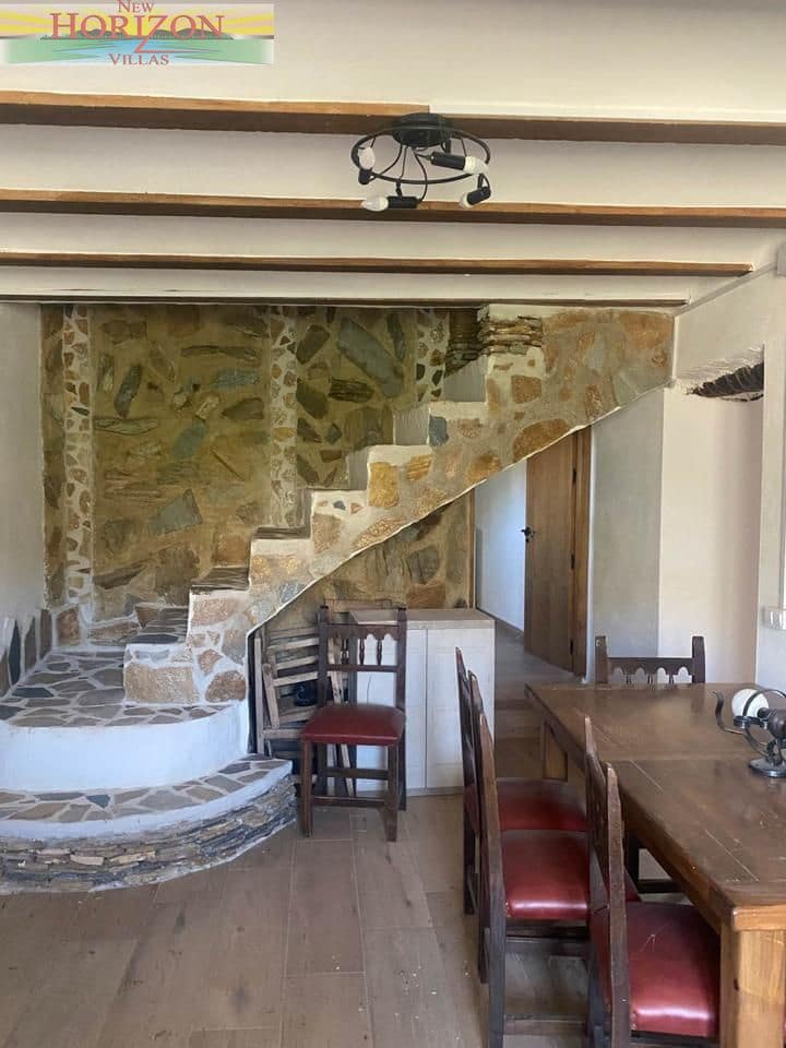 Villa/Maison de 3 chambres à louer à Lubrin avec piscine garage - 550 € (Ref: 9997663)