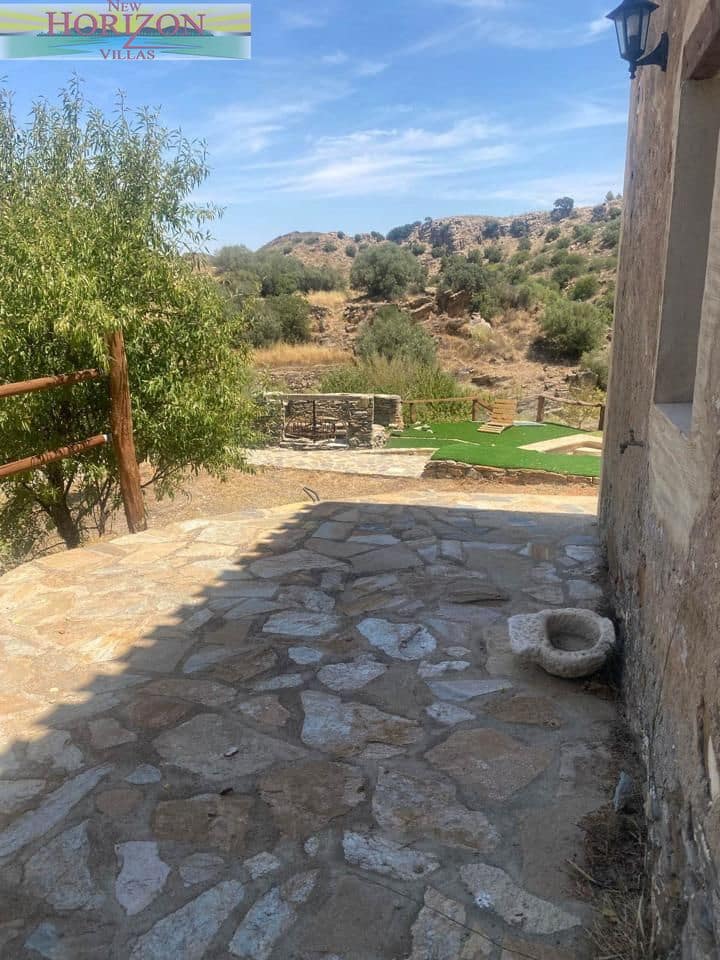 Villa/Maison de 4 chambres à louer à Lubrin avec piscine garage - 800 € (Ref: 9997664)