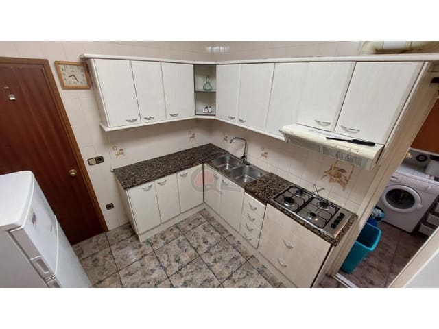 3 sypialnia Apartament na sprzedaż w Blanes - 180 000 € (Ref: 10011145)