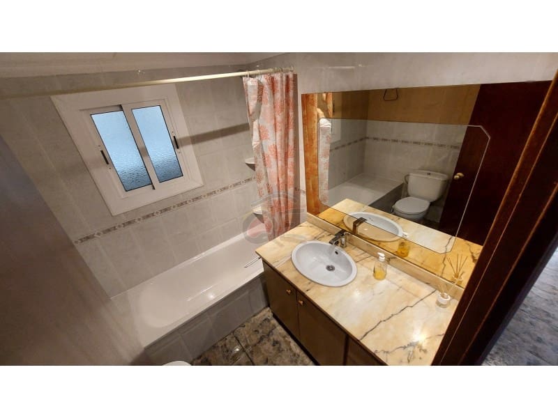 3 sypialnia Apartament na sprzedaż w Blanes - 180 000 € (Ref: 10011145)