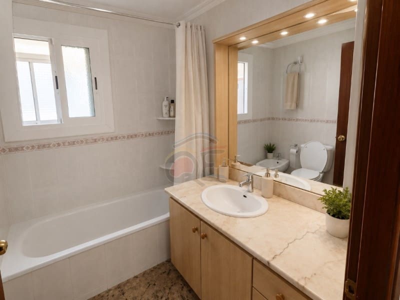 3 makuuhuone Huoneisto myytävänä paikassa Blanes - 180 000 € (Ref: 10011145)
