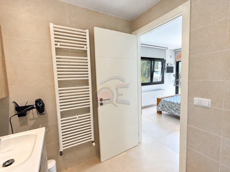 4 bedroom Villa for sale in Platja d'Aro with garage - € 778,000 (Ref: 10058742)