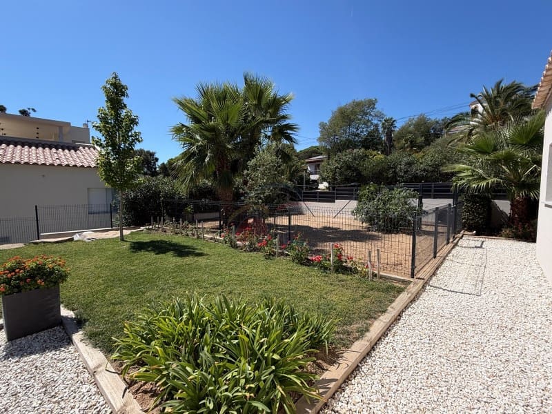 4 bedroom Villa for sale in Platja d'Aro with garage - € 778,000 (Ref: 10058742)