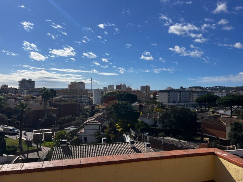 Chalet de 5 habitaciones en Calonge i Sant Antoni en venta con piscina garaje - 555.000 € (Ref: 10061678)
