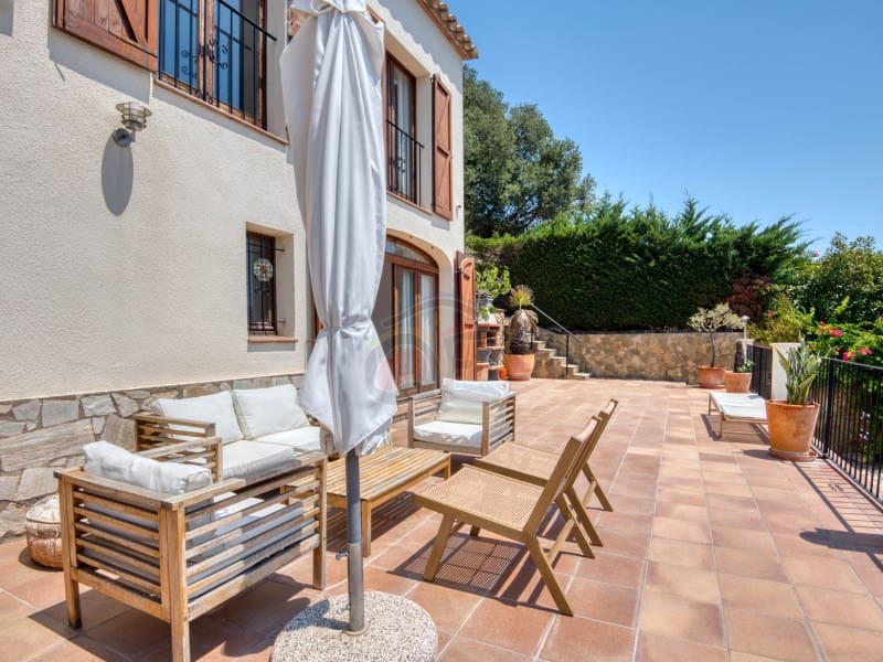 5 soveværelse Villa til salg i Calonge i Sant Antoni med swimmingpool garage - € 1.290.000 (Ref: 10150331)