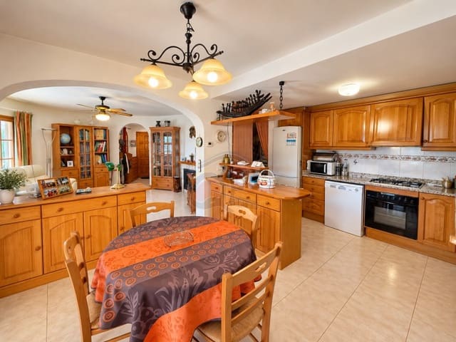 4 slaapkamer Villa te koop in Calonge i Sant Antoni met zwembad garage - € 790.000 (Ref: 10184415)