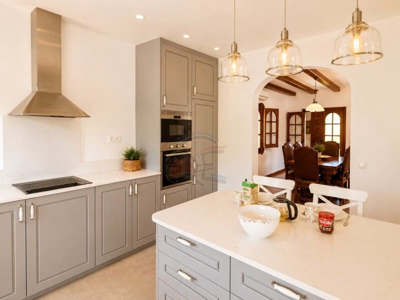 3 sypialnia Willa na sprzedaż w Calonge i Sant Antoni z basenem garażem - 895 000 € (Ref: 3670722)