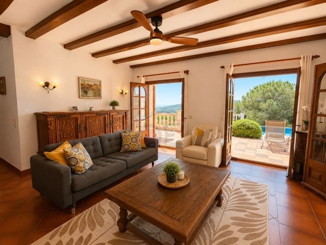 3 sypialnia Willa na sprzedaż w Calonge i Sant Antoni z basenem garażem - 895 000 € (Ref: 3670722)