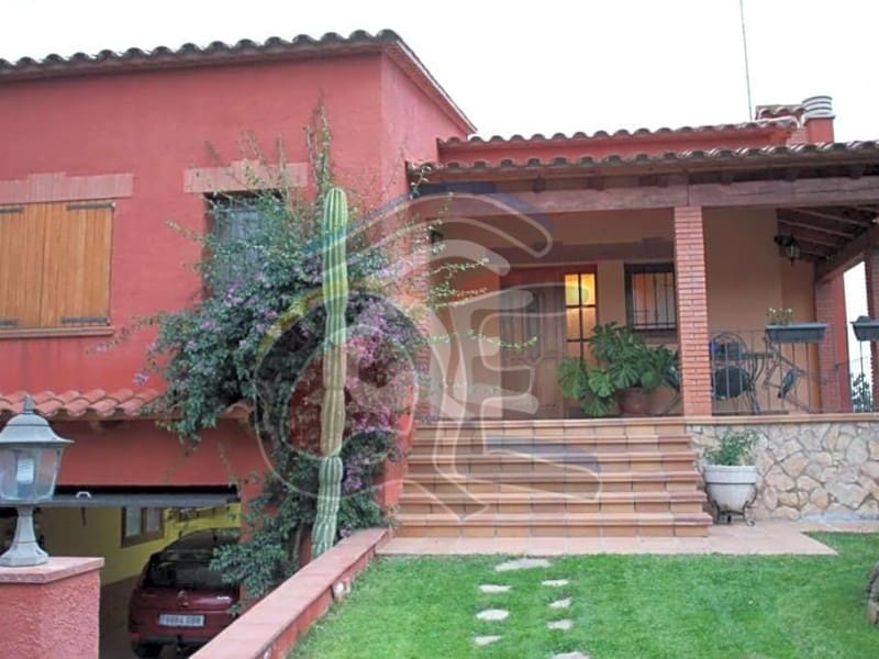 5 soveværelse Villa til salg i Calonge i Sant Antoni med swimmingpool garage - € 590.000 (Ref: 6515157)