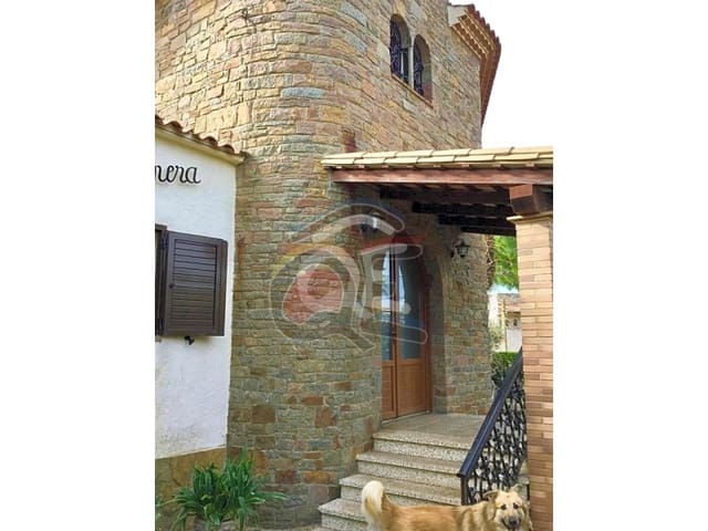 4 bedroom Villa for sale in Sant Antoni de Calonge, Calonge i Sant Antoni with garage - € 1,100,000 (Ref: 6515191)