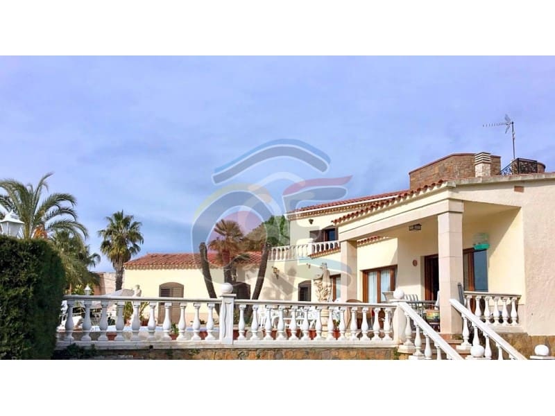 4 soveværelse Villa til salg i Sant Antoni de Calonge med garage - € 1.100.000 (Ref: 6515191)