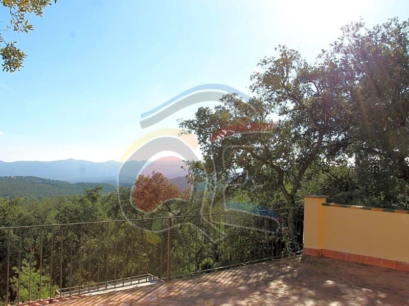 4 soveværelse Villa til salg i Santa Cristina d'Aro med garage - € 460.000 (Ref: 6515207)