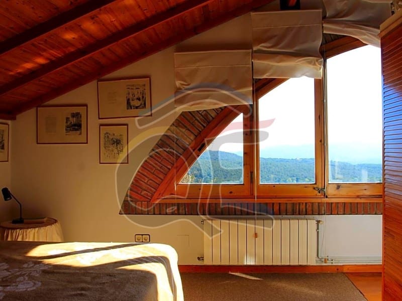 4 soveværelse Villa til salg i Santa Cristina d'Aro med garage - € 460.000 (Ref: 6515207)