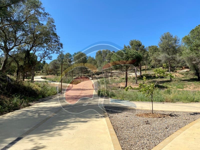 Grunde uden byggetilladelser til salg i Palamos - € 165.000 (Ref: 6801513)