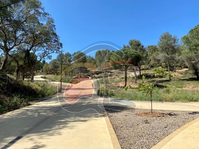 Mark till salu i Palamós - 165 000 € (Ref: 6801513)