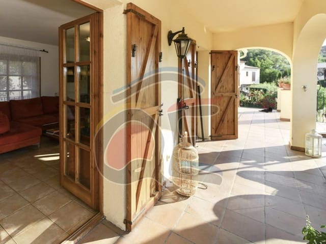4 sypialnia Willa na sprzedaż w Calonge i Sant Antoni z basenem garażem - 598 000 € (Ref: 8049420)
