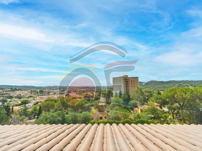 5 soverom Villa til salgs i Calonge i Sant Antoni med svømmebasseng garasje - € 799 000 (Ref: 8049425)