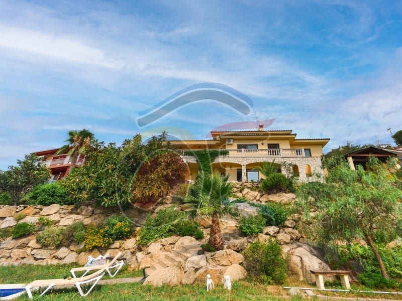 5 soverom Villa til salgs i Calonge i Sant Antoni med svømmebasseng garasje - € 799 000 (Ref: 8049425)