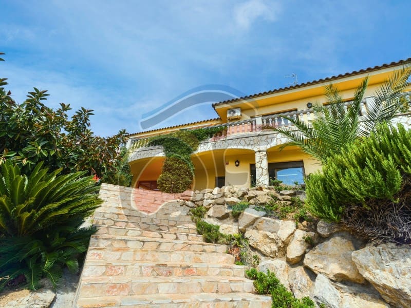 5 soverom Villa til salgs i Calonge i Sant Antoni med svømmebasseng garasje - € 799 000 (Ref: 8049425)
