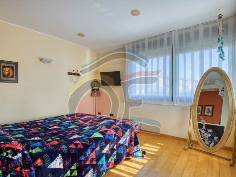 5 soveværelse Villa til salg i La Bisbal d'Emporda med garage - € 550.000 (Ref: 8049426)