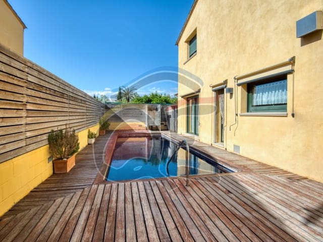 5 bedroom Villa for sale in La Bisbal d'Empordà with garage - € 550,000 (Ref: 8049426)