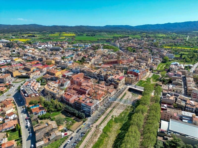 5 soveværelse Villa til salg i La Bisbal d'Emporda med garage - € 550.000 (Ref: 8049426)