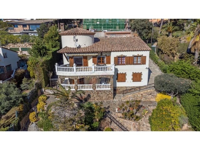 5 bedroom Villa for sale in Calonge i Sant Antoni with pool garage - € 950,000 (Ref: 8099710)