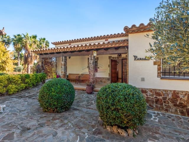 5 bedroom Villa for sale in Calonge i Sant Antoni with pool garage - € 950,000 (Ref: 8099710)