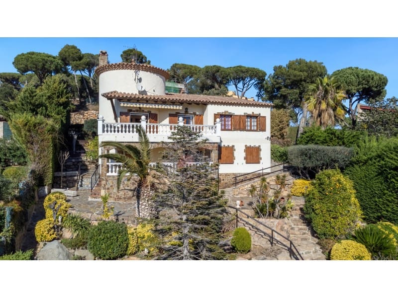 5 soveværelse Villa til salg i Calonge i Sant Antoni med swimmingpool garage - € 950.000 (Ref: 8099710)