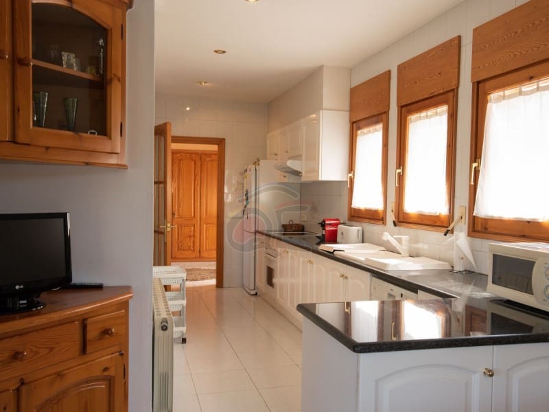 4 bedroom Villa for sale in Begur with pool garage - € 820,000 (Ref: 8122764)