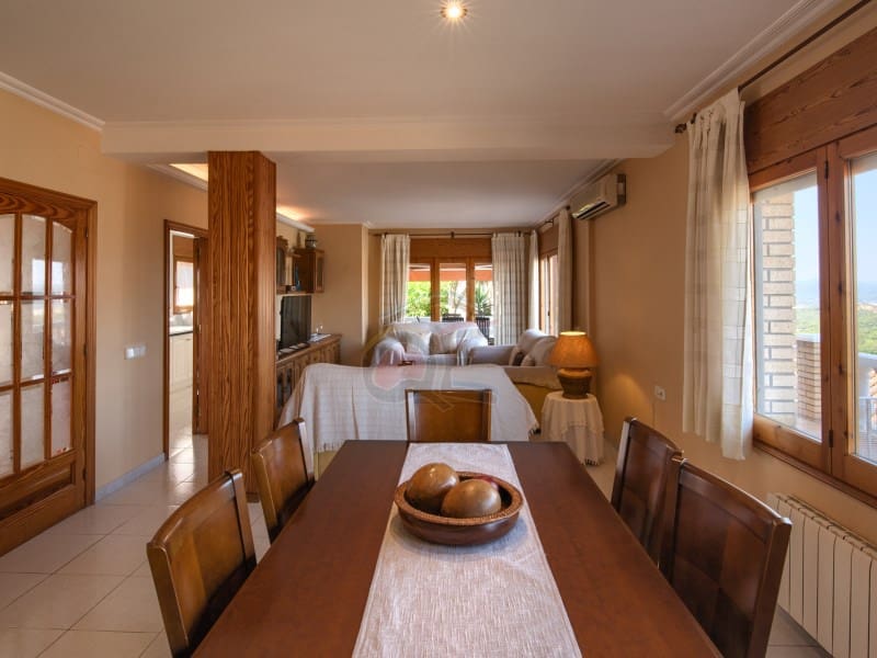 4 bedroom Villa for sale in Begur with pool garage - € 820,000 (Ref: 8122764)