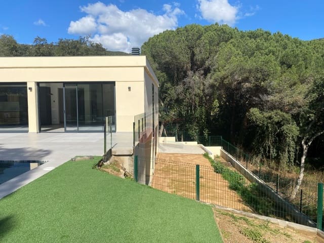 5 bedroom Villa for sale in Calonge i Sant Antoni with pool garage - € 895,000 (Ref: 8162292)