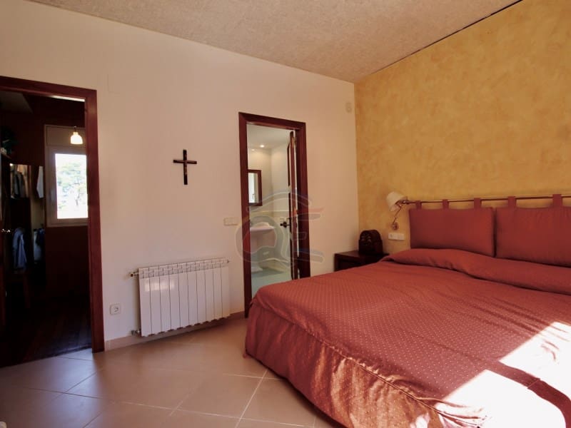 6 slaapkamer Villa te koop in Palamos met zwembad garage - € 899.000 (Ref: 8239055)