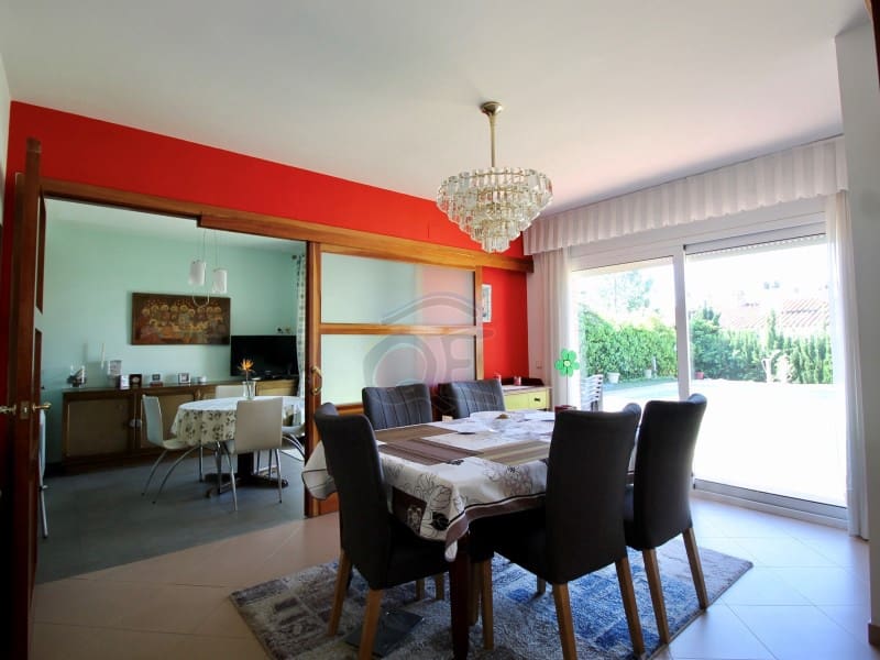 6 slaapkamer Villa te koop in Palamos met zwembad garage - € 899.000 (Ref: 8239055)