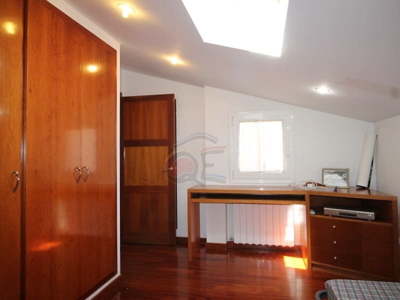 6 slaapkamer Villa te koop in Palamos met zwembad garage - € 899.000 (Ref: 8239055)