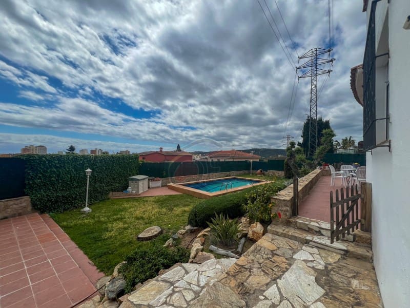 4 soveværelse Villa til salg i Calonge i Sant Antoni med garage - € 575.000 (Ref: 8244166)