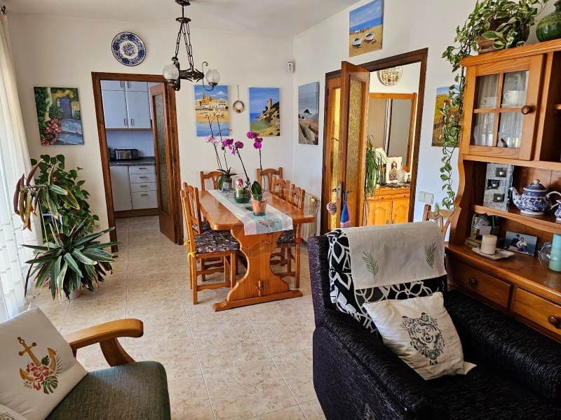 6 slaapkamer Villa te koop in Sant Antoni de Calonge met garage - € 539.000 (Ref: 8322763)