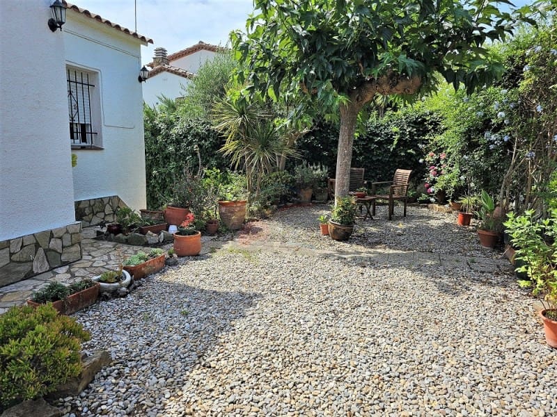 6 slaapkamer Villa te koop in Sant Antoni de Calonge met garage - € 539.000 (Ref: 8322763)