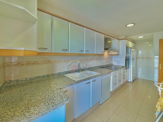 3 bedroom Apartment for sale in Palamós with garage - € 695,000 (Ref: 8506083)