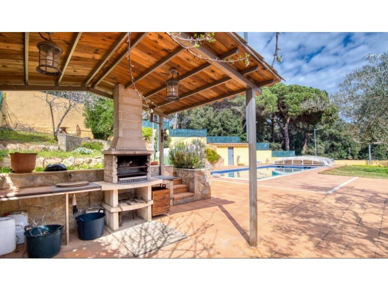 5 soveværelse Villa til salg i Platja d'Aro med swimmingpool garage - € 1.150.000 (Ref: 8572541)