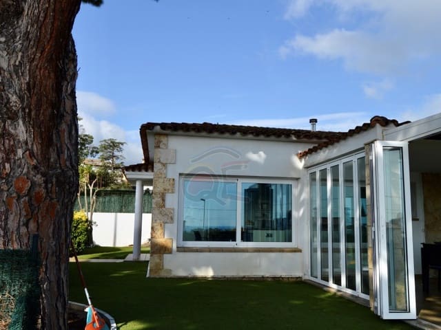 4 slaapkamer Villa te koop in Platja d'Aro, Castell-Platja d'Aro met zwembad garage - € 1.400.000 (Ref: 8622925)