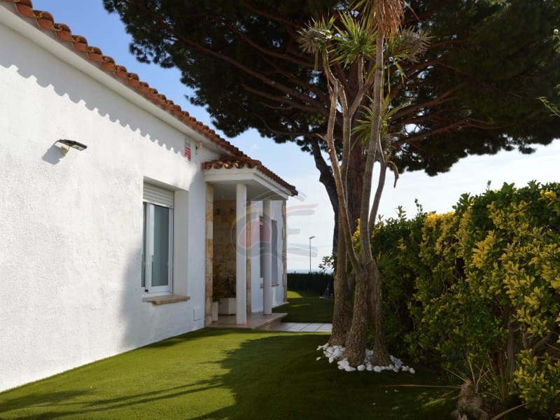 4 soveværelse Villa til salg i Platja d'Aro med swimmingpool garage - € 1.400.000 (Ref: 8622925)