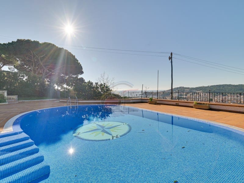 5 soveværelse Villa til salg i Sant Feliu de Guixols med swimmingpool garage - € 1.575.000 (Ref: 8682387)